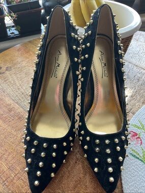Anne Michelle Black Pointed-Toe Studded Pumps